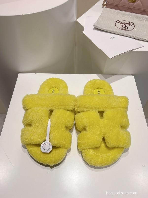 Hermes Love Uncle Full Wool Slippers with Wavy Fur Design - LY00270