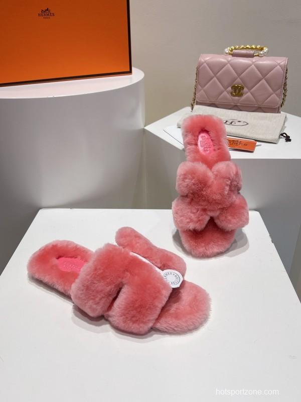 Hermès Autumn Winter Flat Fur Slippers - LY00240