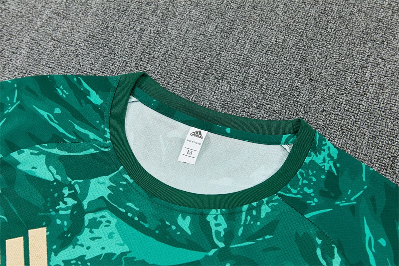 2026 Real Madrid Green Camouflage  Short Sleeve+Soccer Shorts