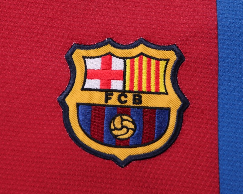 Retro Kids 06/07 FC Barcelona Home Jersey