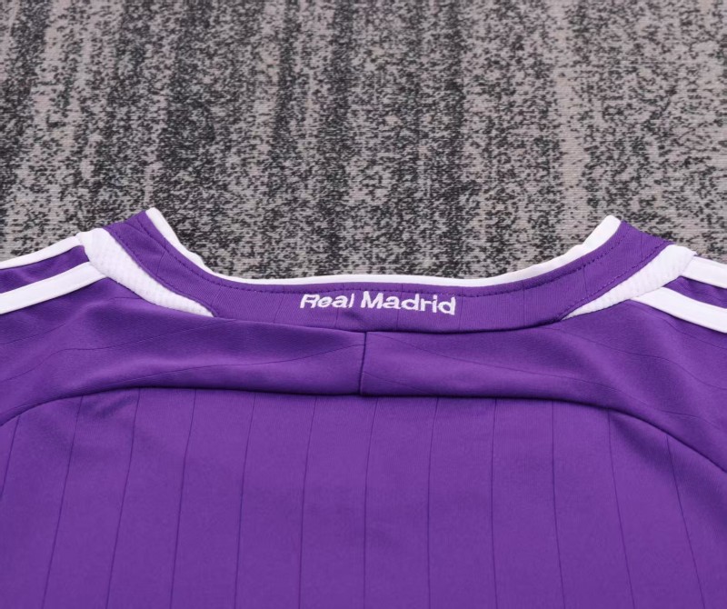 Retro Kids 06/07 Real Madrid Away Purple Jersey