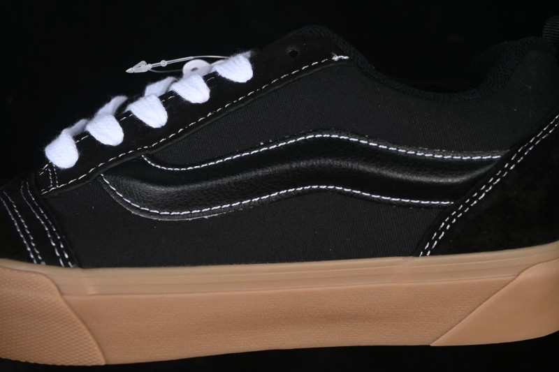 Vans Knu Skool Low Top Casual Skate Shoes - VN0009D22CJI