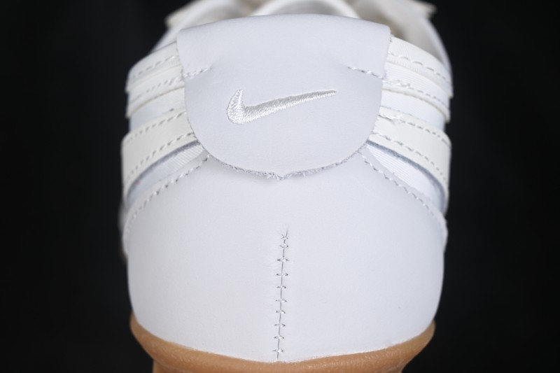 Nike Moon Shoe SP Retro Low-Top Lifestyle Sneakers with Cushioned Sole - IW0955-100