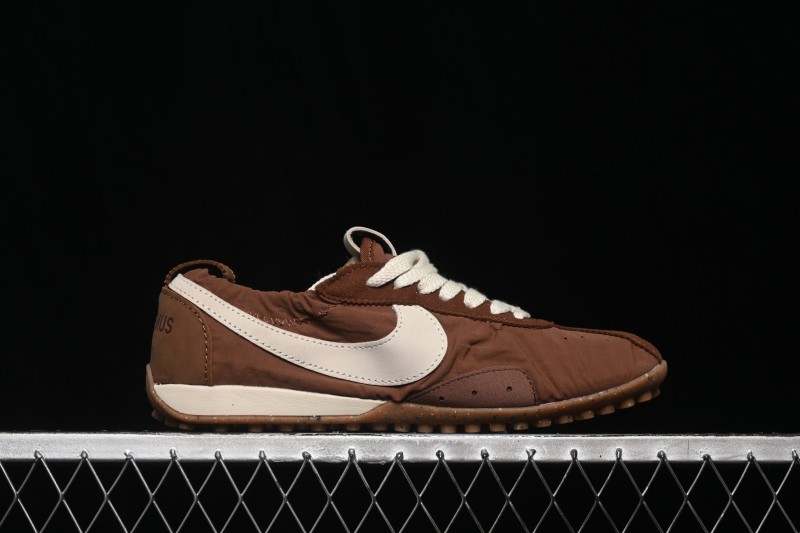 Nike Jacquemus Moon Shoe SP Low-Top Lifestyle Sneakers - HV8547-200