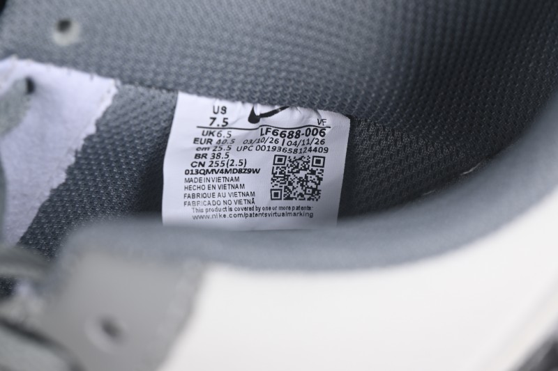 Nike Air Force 1 '07 Low Basketball Sneakers with Full-Length Air Cushion - LF6688-006