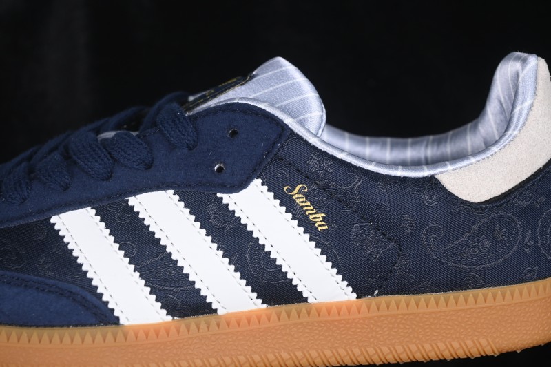 Adidas Samba OG Classic Skateboarding Shoes with Retro Suede and Leather Upper - KZ7551