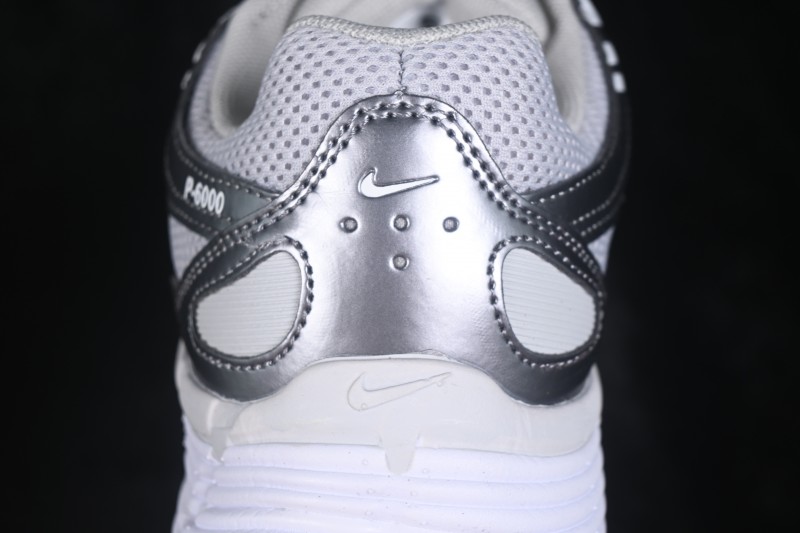 Nike P-6000 SE Retro Running Sneakers with Layered Design and Lightweight Construction - IO3496-001
