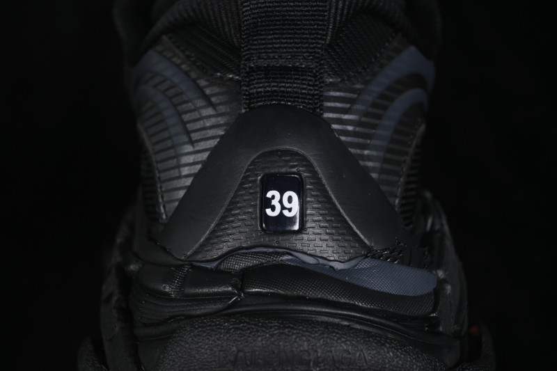 Balenciaga Triple S 2 Gradient Mesh Running Shoes with Layered Sole Design - WTRS21011