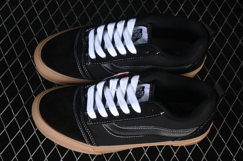 Vans Knu Skool Low Top Casual Skate Shoes - VN0009D22CJI
