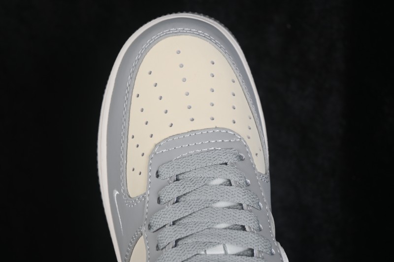 Nike Air Force 1 '07 Low Basketball Sneakers with Full-Length Air Cushion - LF6688-006