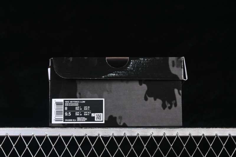 Nike Air Force 1 '07 Low Casual Sneakers with Classic White and Black Design - DN1688-814