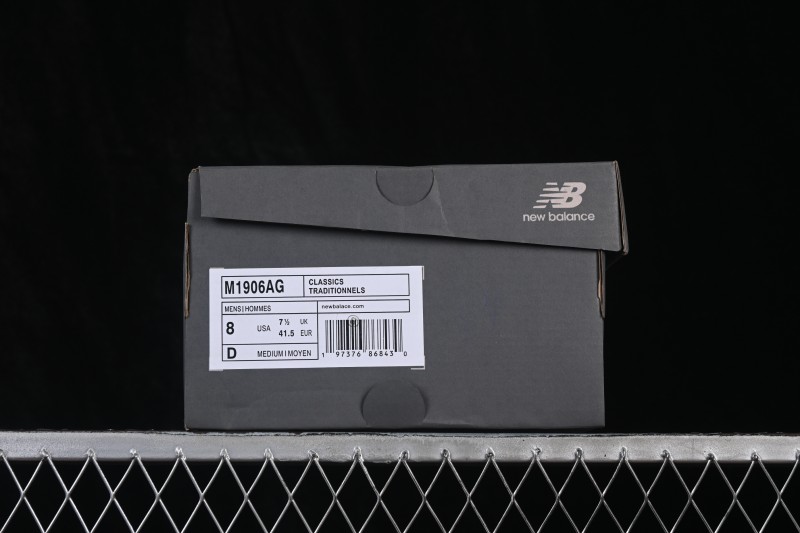 New Balance 1906 Series Retro Dad-Style Casual Running Shoes with Breathable Mesh and T-Beam Arch Support - M1906AG
