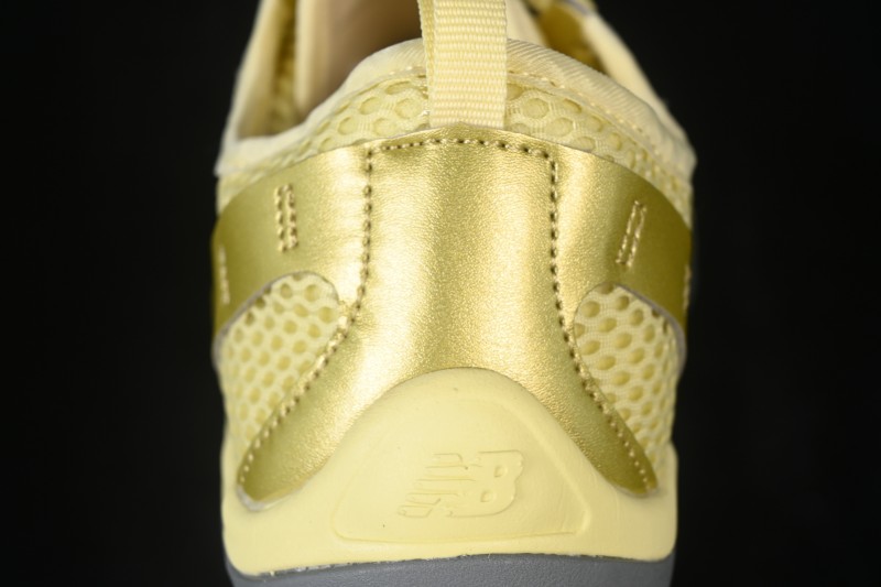 New Balance MT10 Series Minimalist Barefoot Lifestyle Running Shoes with Vibram Outsole - MT10OMB