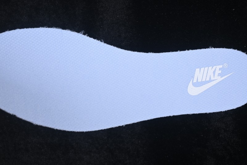 Nike V2K Run Retro Low-Top Running Shoes with Cushlon Foam Cushioning and Anti-Slip Sole - FD0736-119