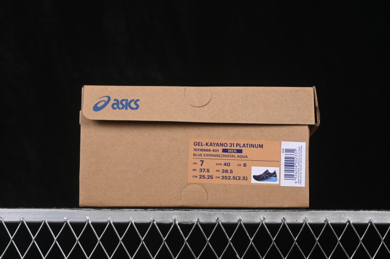 Asics Gel-Kayano 31 Running Shoes with Breathable Mesh and Supportive Cushioning - 1011B869-401