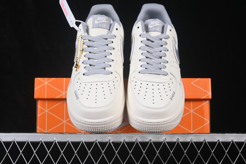 Nike Air Force 1 '07 Low Basketball Shoes with Full-Length Air Cushion - GS2288-014