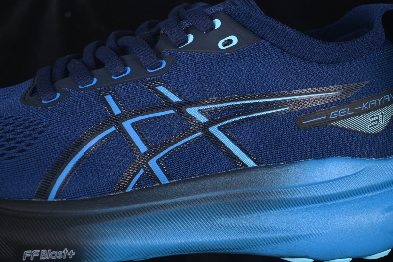 Asics Gel-Kayano 31 Running Shoes with Breathable Mesh and Supportive Cushioning - 1011B869-401