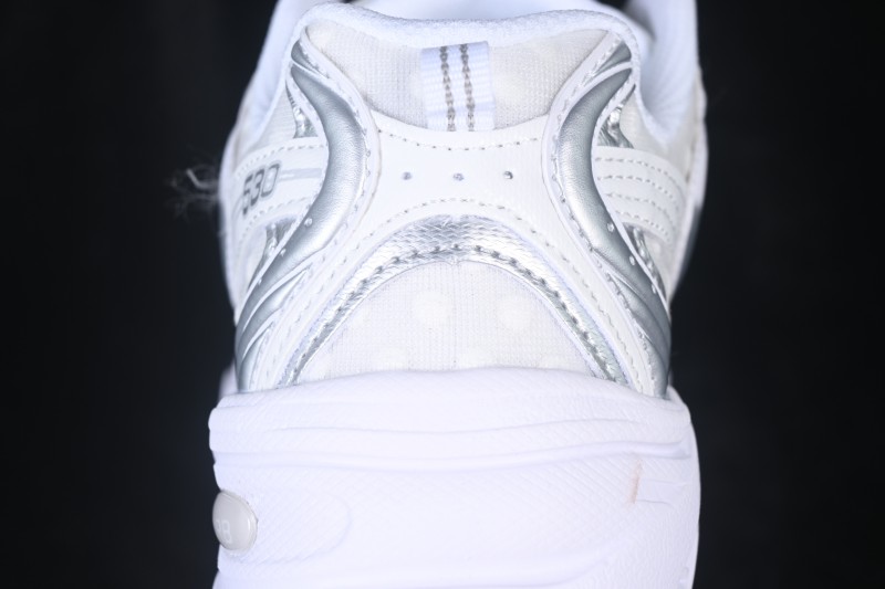 New Balance 530 Series Retro Running Shoes with Classic Cushioning - MR530HFW