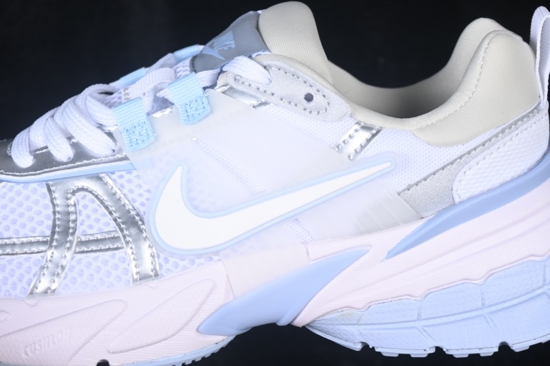 Nike V2K Run Retro Low-Top Running Shoes with Cushlon Foam Cushioning and Anti-Slip Sole - FD0736-119