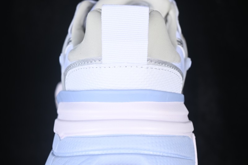 Nike V2K Run Retro Low-Top Running Shoes with Cushlon Foam Cushioning and Anti-Slip Sole - FD0736-119