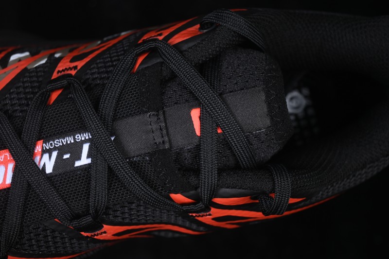 Salomon XT-MM6 Low-Top Lifestyle Sneakers with Quicklace System and Cushioned Sole - 491083-28