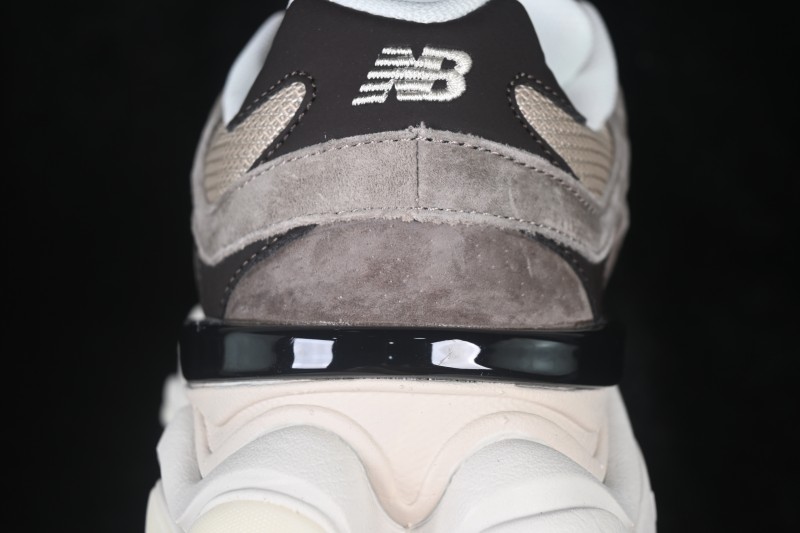 New Balance NB9060 Retro Running Shoes with ABZORB Cushioning and Suede Overlays - U90602JK