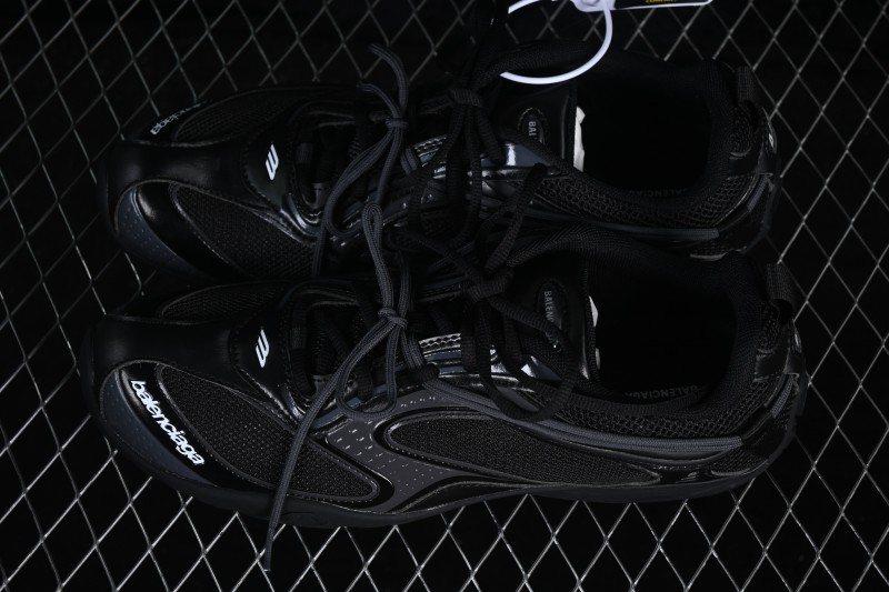 Balenciaga Radar Sneaker Round-Toe Lace-Up Lifestyle Shoes - WSTE01011