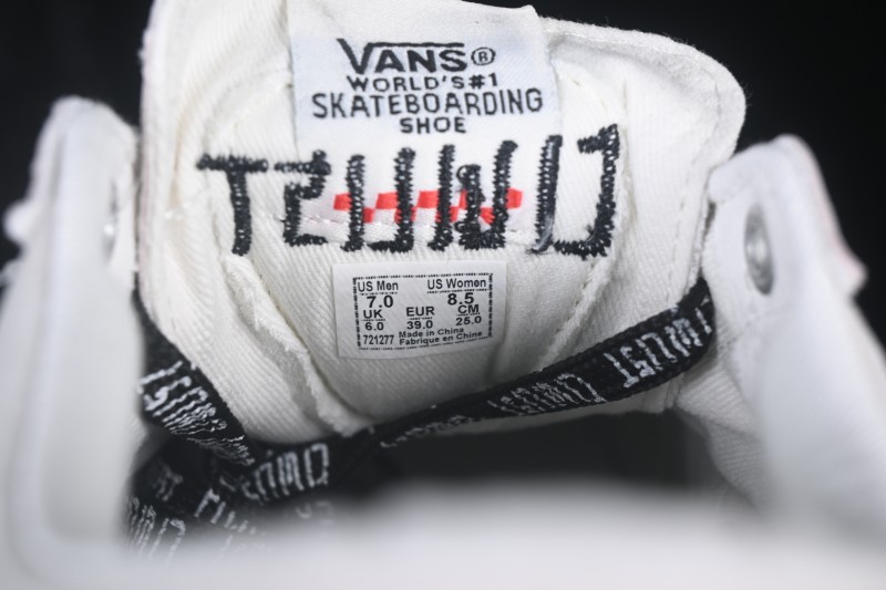Vans Skate Sk8-Low Retro Skateboarding Shoes with Classic Low-Top Design - VN0A5FCF6FB