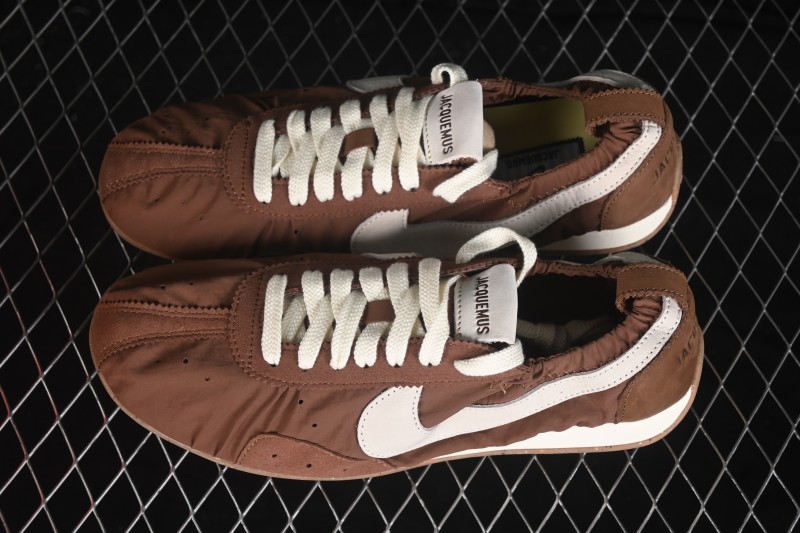 Nike Moon Shoe SP Retro Lifestyle Sneakers with Lightweight Thin Sole - HV8547-200
