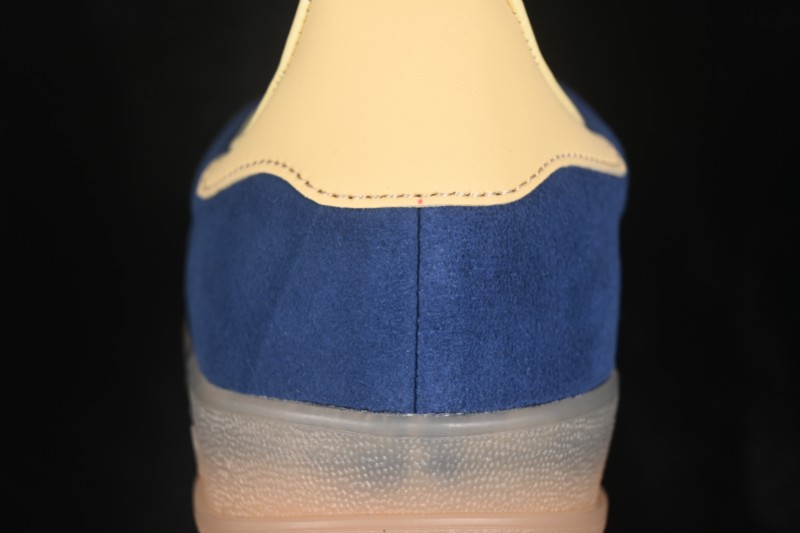 Adidas Originals Gazelle Indoor Retro Low-Top Casual Skateboarding Shoes with Anti-Slip Wear-Resistant Sole - IH6798