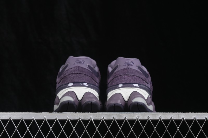 New Balance Retro Lifestyle Running Shoes with ABZORB Cushioning Technology - U9060ASI