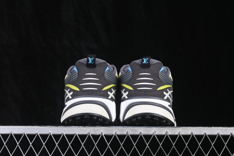 LV Tatic Runner Louis Vuitton Casual Running Shoes with Breathable Mesh and Tech Fabric - W.F6