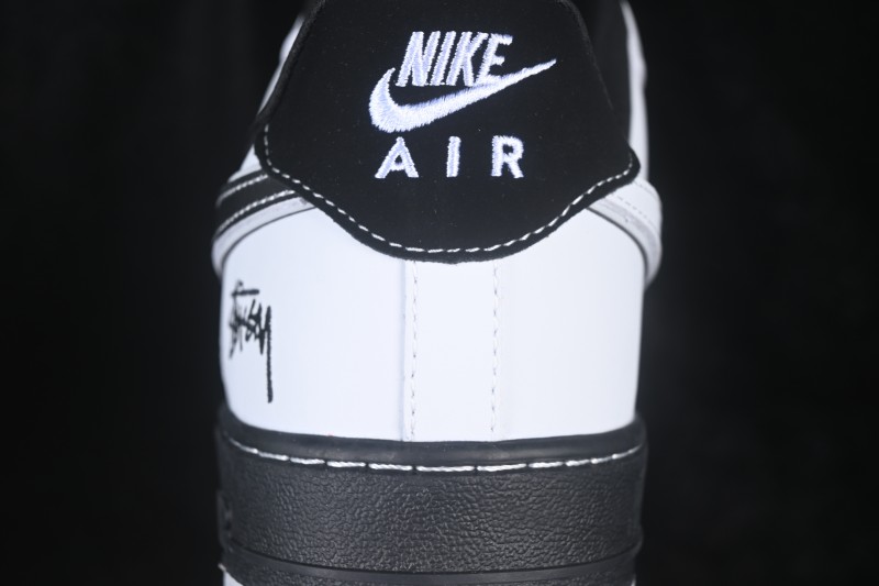Nike Air Force 1 '07 Low Classic Skateboarding Shoes with Full-Length Air Cushion - RJ1988-006