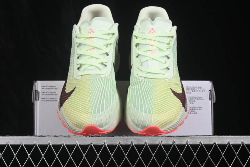 Nike ACG Ultrafly Trail Running Shoes with Responsive Cushioning - HF5668-700