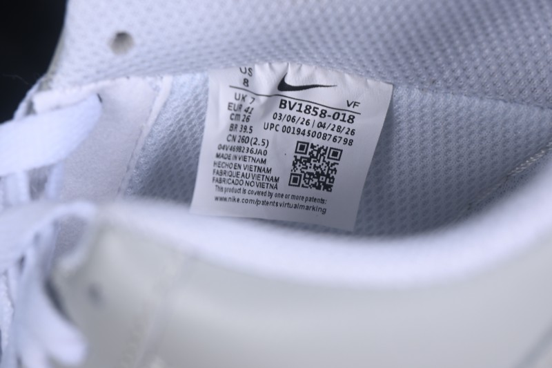 Nike Air Force 1'07 Low Basketball Shoes with Full-Length Air Cushion - BV1858-018