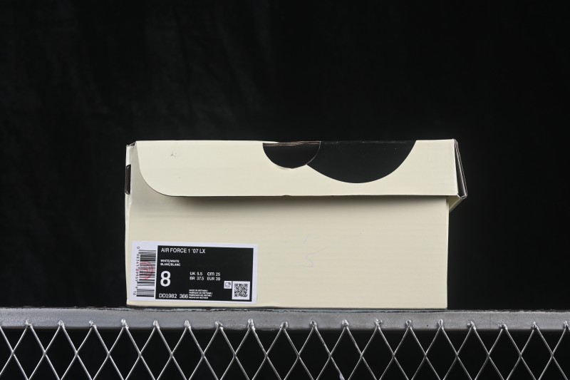 Nike Air Force 1 '07 Low Retro Basketball Shoes with Full-Length Air Cushion - DD1982-366