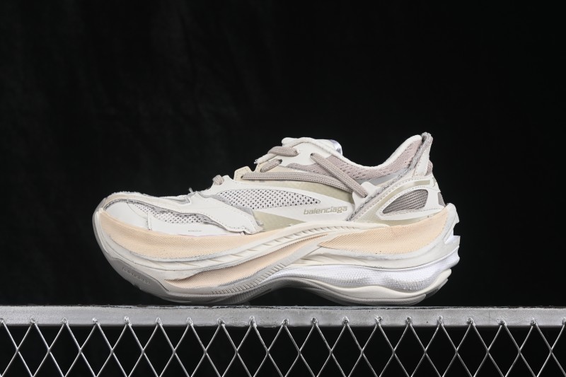 Balenciaga Jet Embossed Logo Round-Toe Thick-Sole Low-Top Dad Sneakers - WMRTN9191