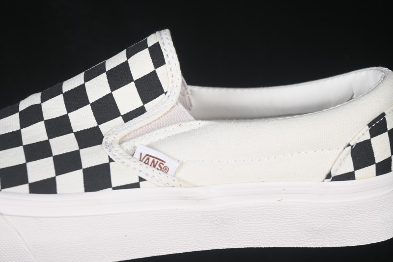 Vans Slip-On VR3 Low Top Skate Shoes - VN0007NC1KP