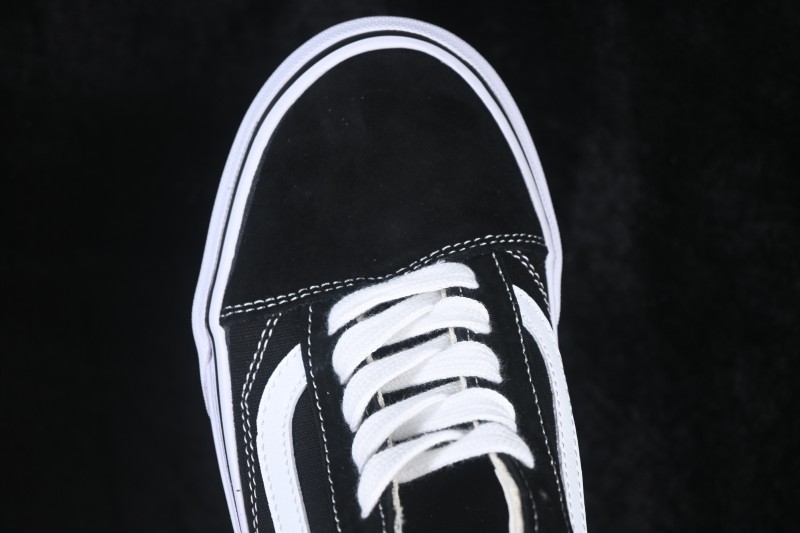 Vans Old Skool Dx Low Top Casual Skate Shoes - VN0A38G2PXC