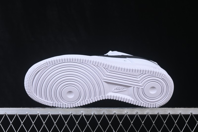 Nike Air Force 1 '07 Low Casual Sneakers with Full-Length Air Cushion - IR0952-100