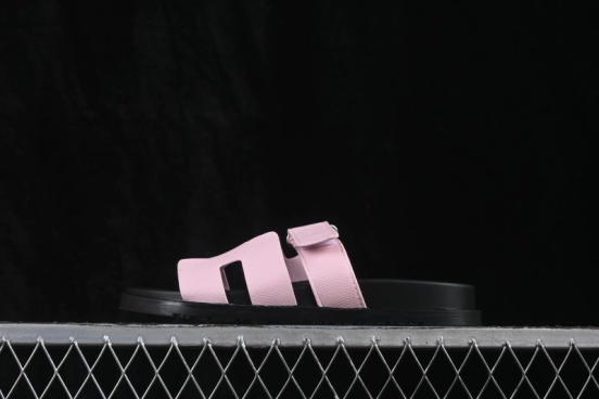 Hermes Chypre Flat Slide Sandals - Ceramic Pink