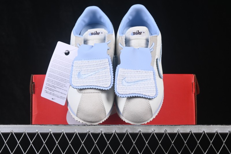Nike Classic Cortez Leather Retro Running Shoes - IW6363-117