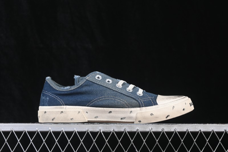 Balenciaga Paris Low Top Lace-Up Distressed Fashion Sneakers - W3RCL4090