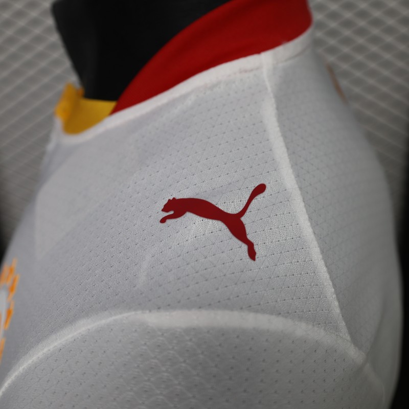 Player Version 26/27 Galatasaray SK Away  White Jersey