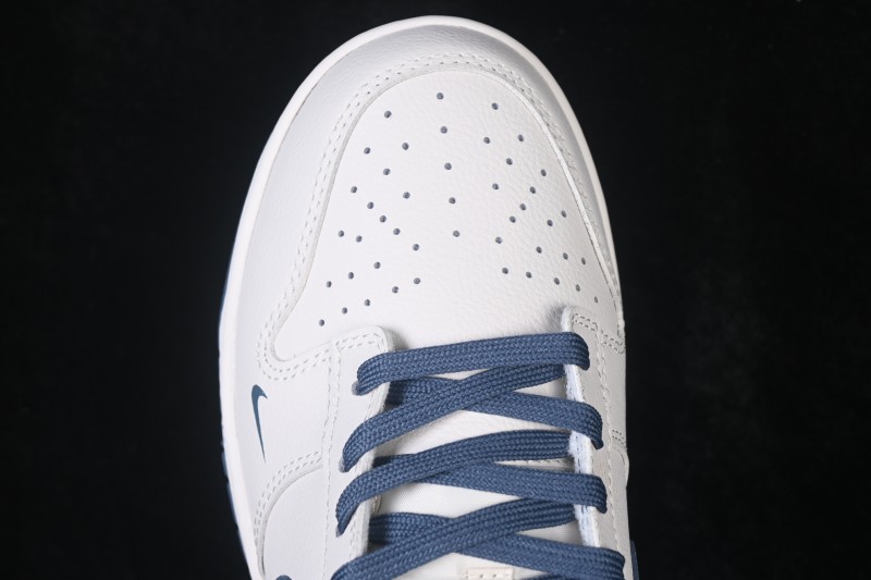 Nike SB Dunk Low Low-Top Casual Skate Shoes - WB0319-137