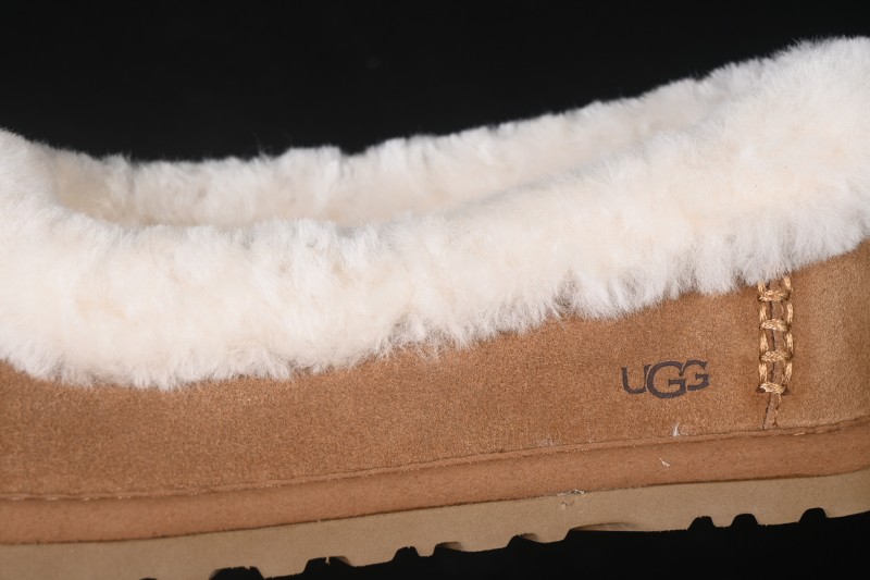 UGG Zora Lightweight Comfortable Casual Shoes - 1178111 CHE