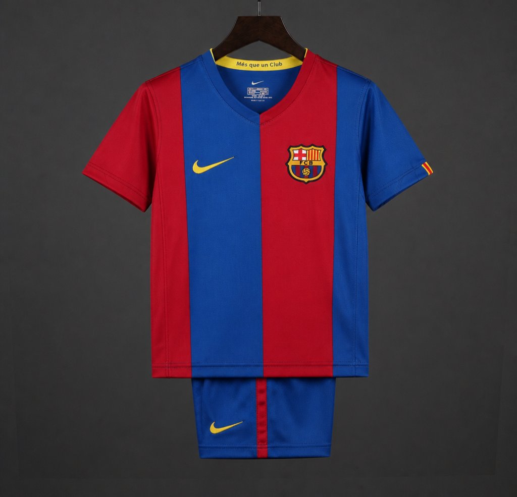 Retro Kids 06/07 FC Barcelona Home Jersey